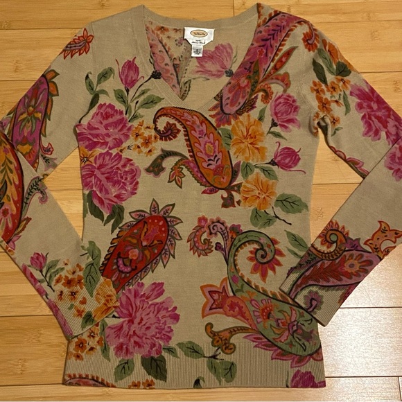 Talbots 100% Merino Wool Floral Paisley V-Neck Sweater Size Small - Picture 2 of 7